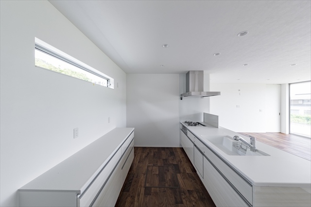 部屋の天井高に変化をつけて空間にメリハリを 住宅建築専門店 クワホーム